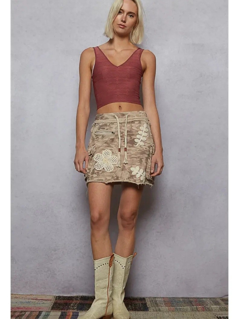 Camo Printed POL Mini Skirt - Picture 4 of 5